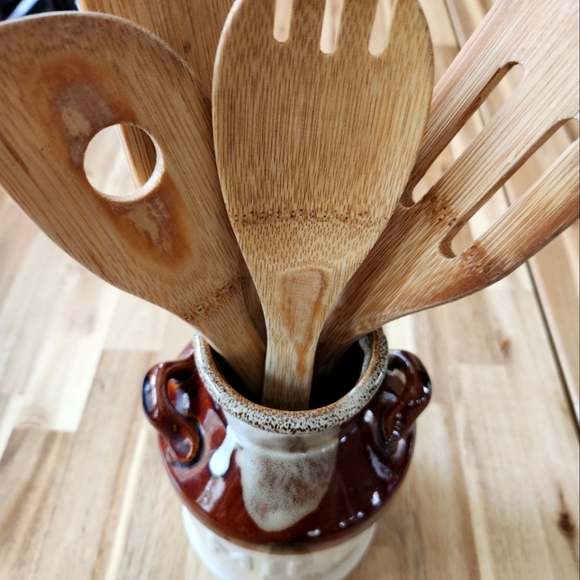 Vintage Stoneware Milk Crock - Utensil Holder, Decorative Jar, Kitchen Decor - Picture 3 of 8